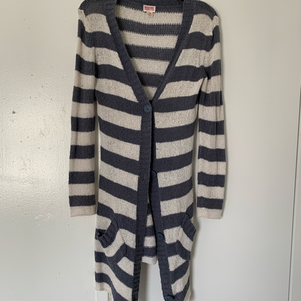 Juniors/ ladies lite sweater ‼️Final Sale‼️